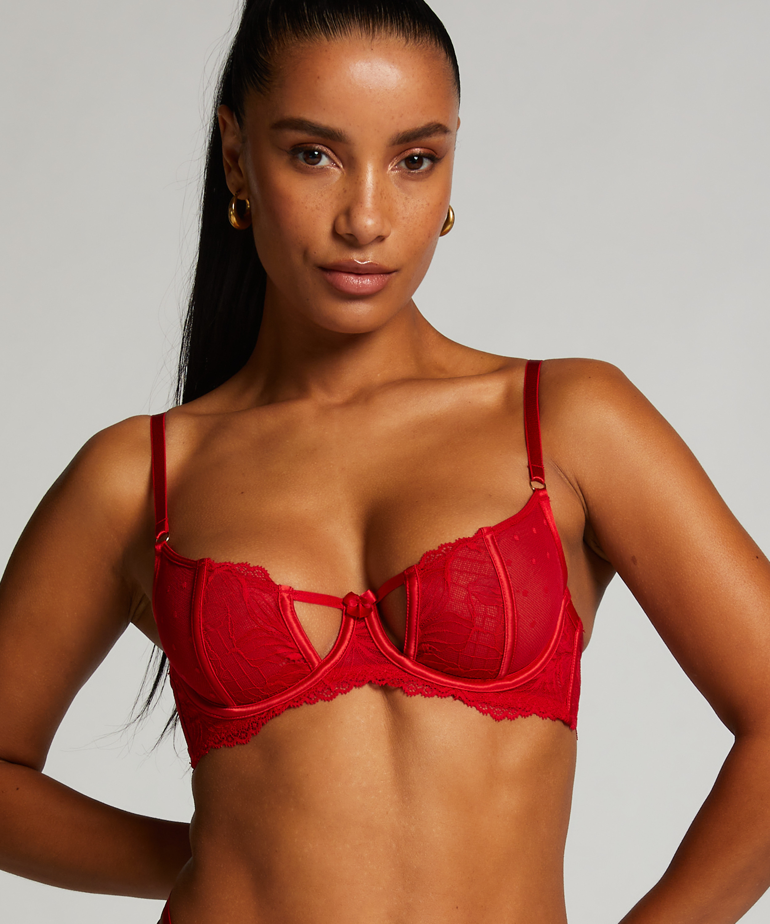 Lulu Non-Padded Underwired Bra, Red, main