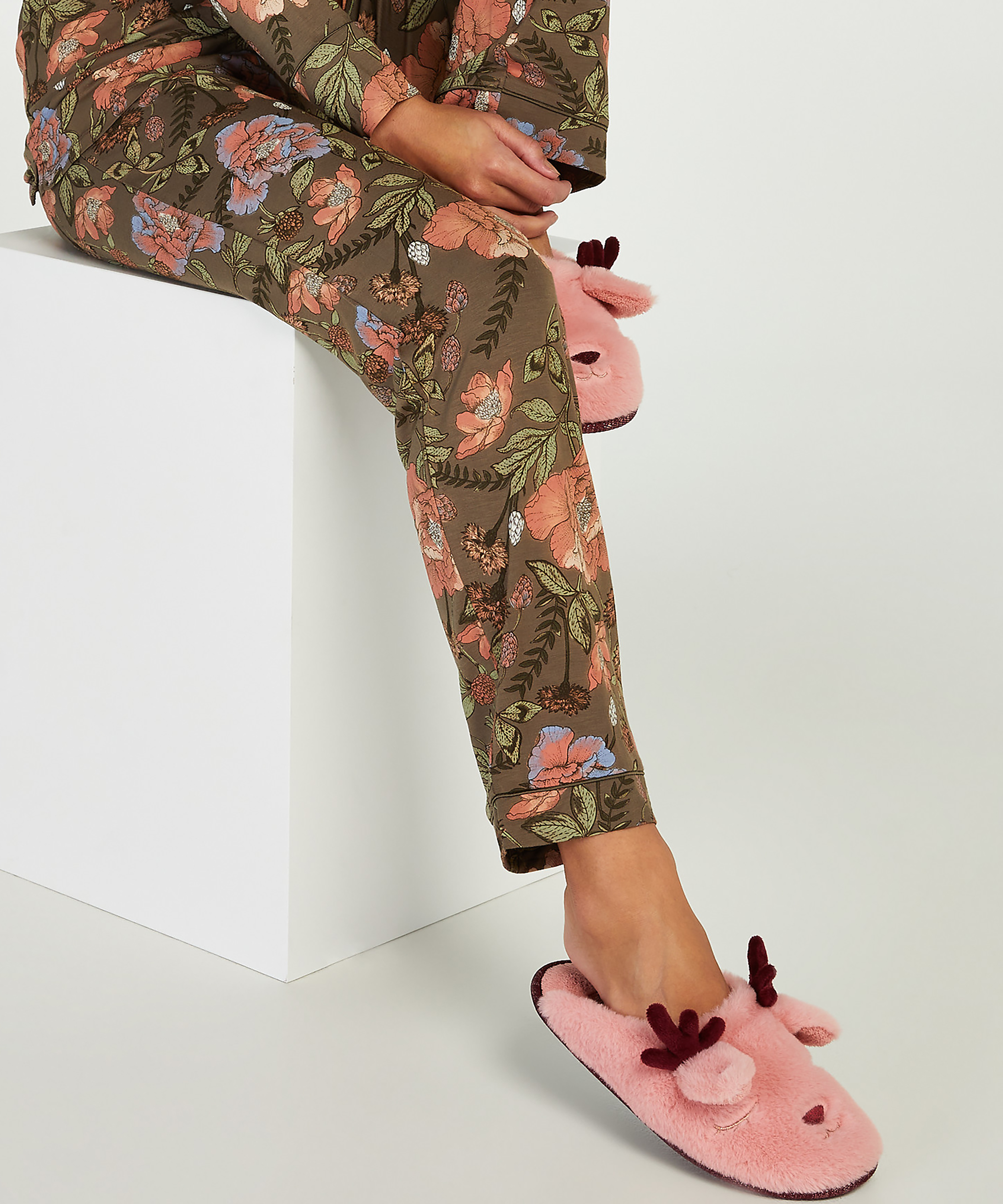 Luna reindeer slippers, Pink, main