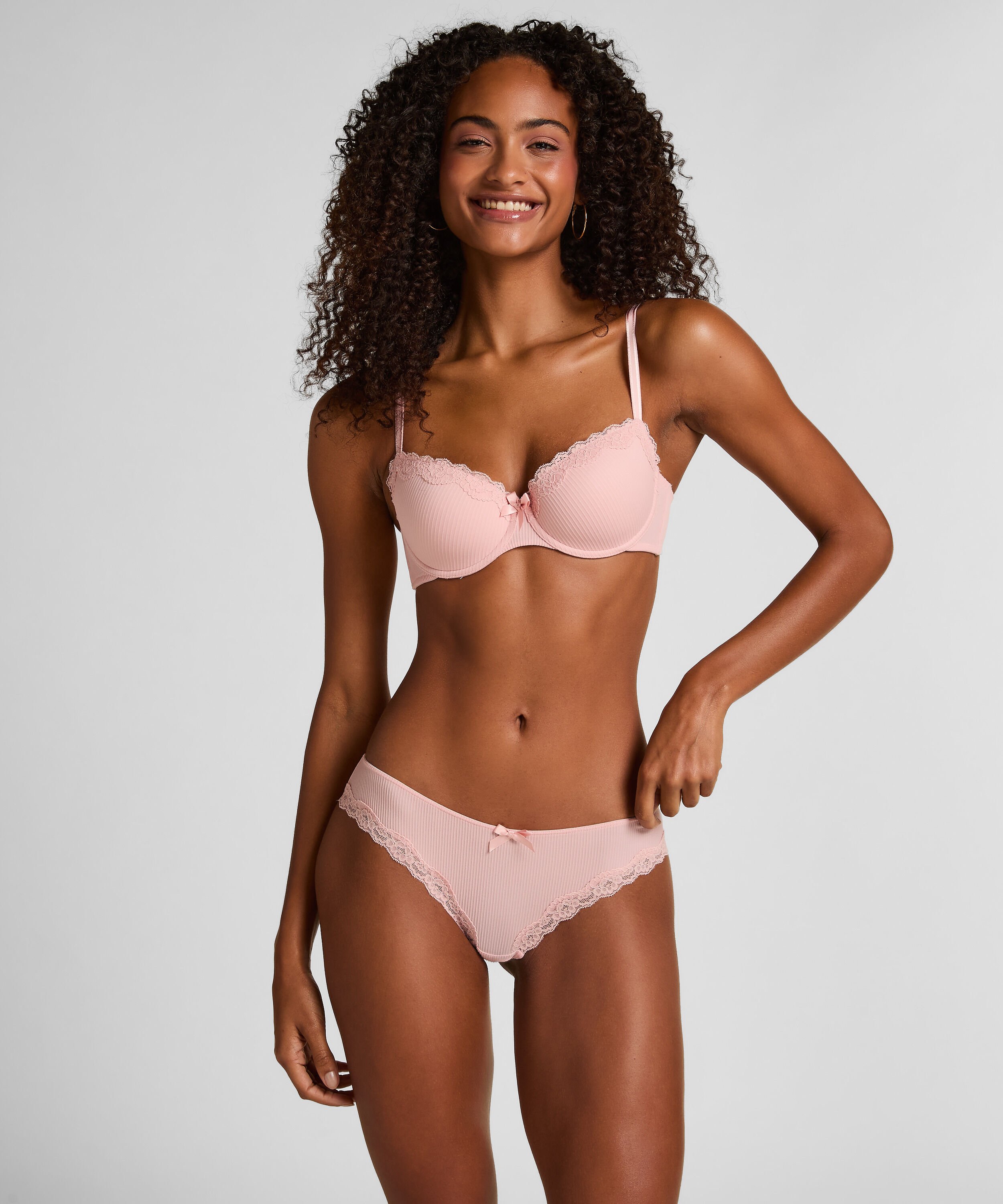 Lola Brazilian, Pink Lola Brazilian, Pink