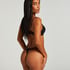 Irina Thong, Black