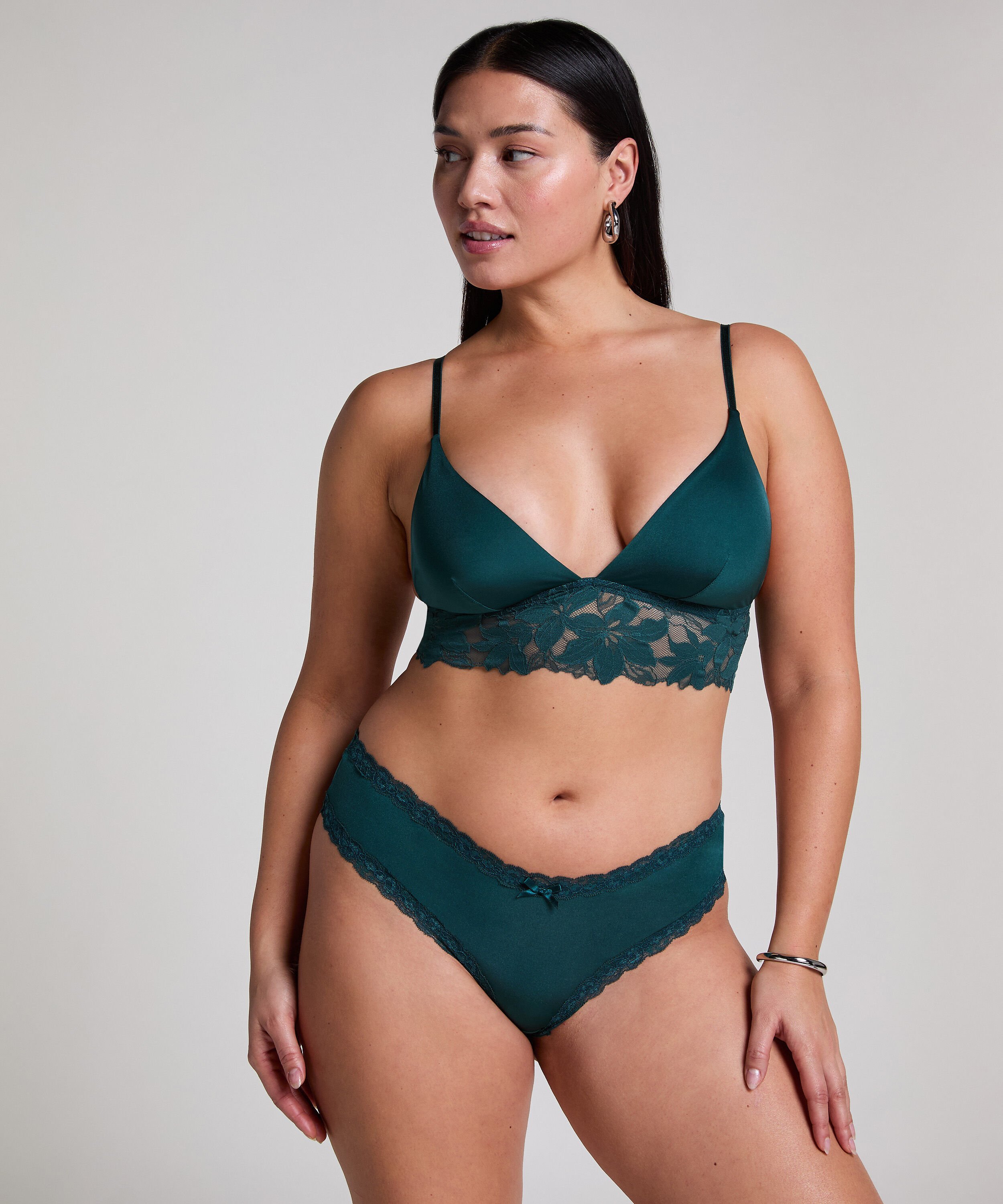 V-shape Mesh Brazilian, Green
