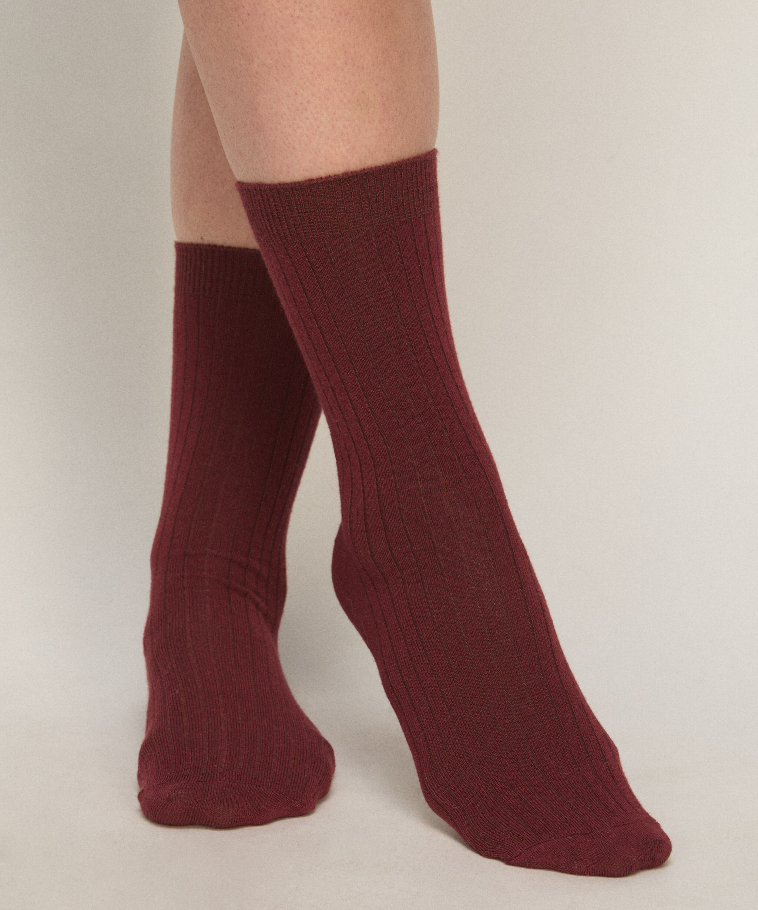 Cashmere Blend Ribbed Socks, Red Cashmere Blend Ribbed Socks, Red