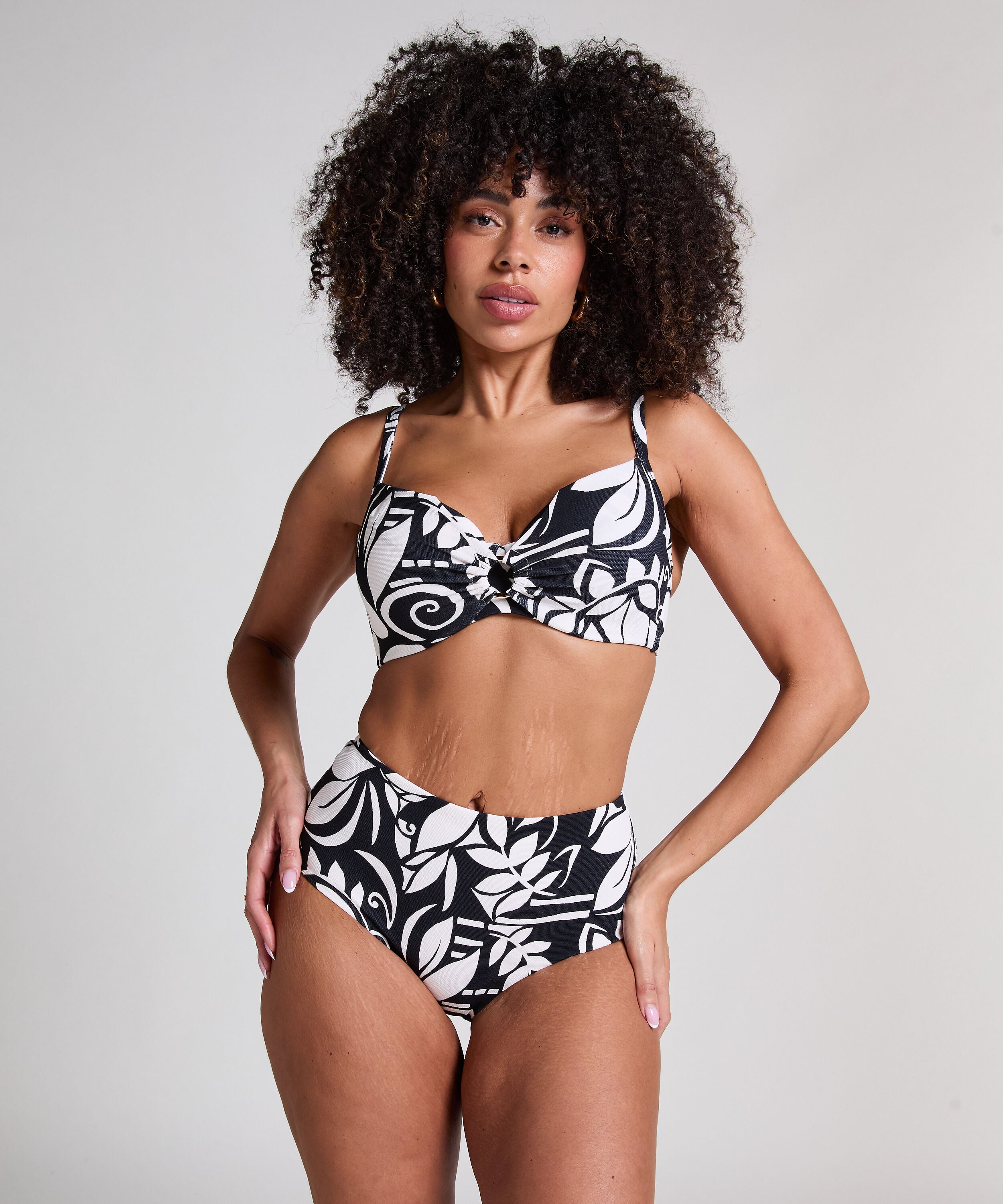 9 Best Bikini Sets for Women 2026 8 302255 3