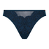 Josien Thong, Blue