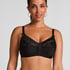 Sara Non-Padded Non-wired Bra, Black