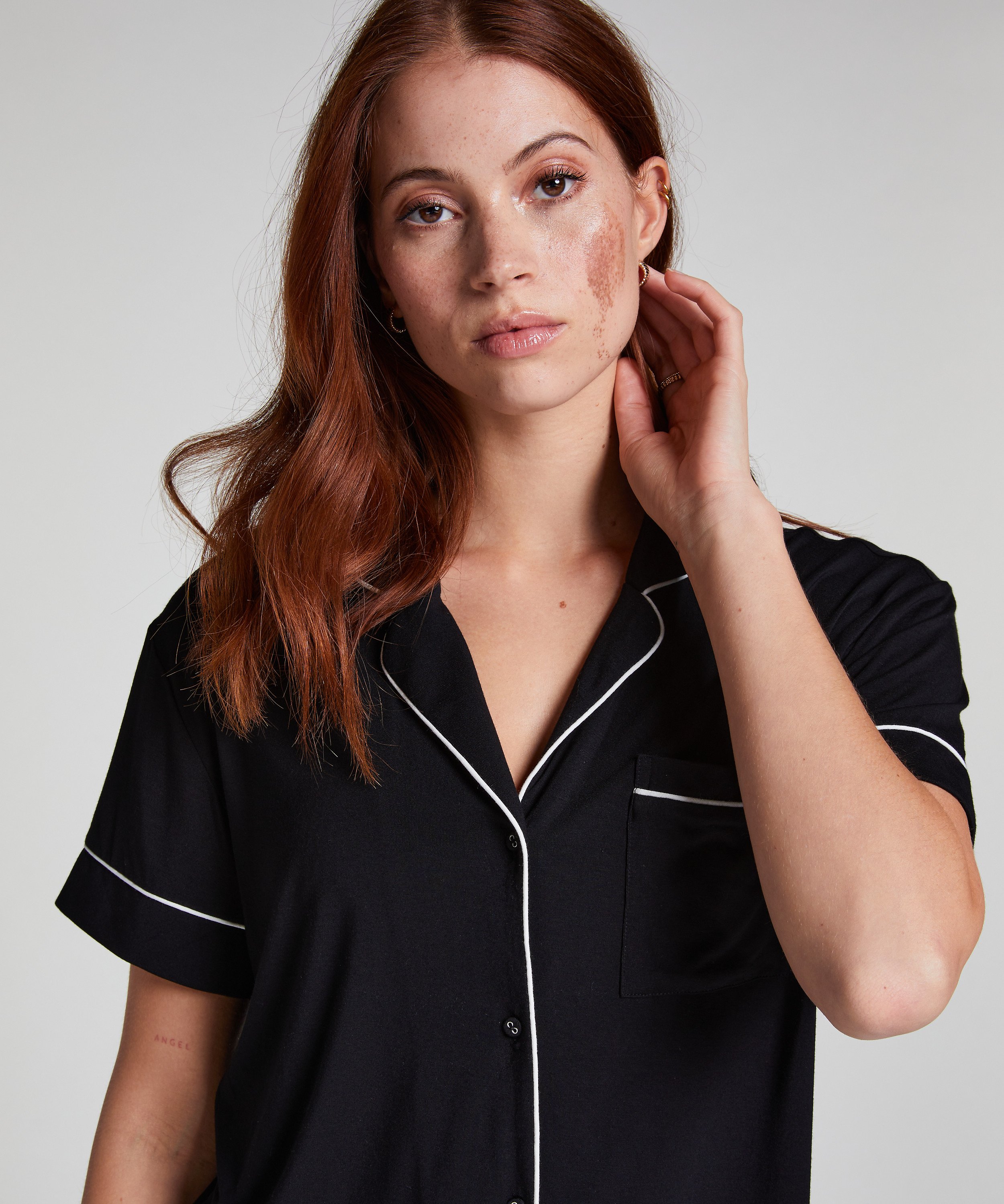 Essential Jersey Short-Sleeved Jacket, Black, main