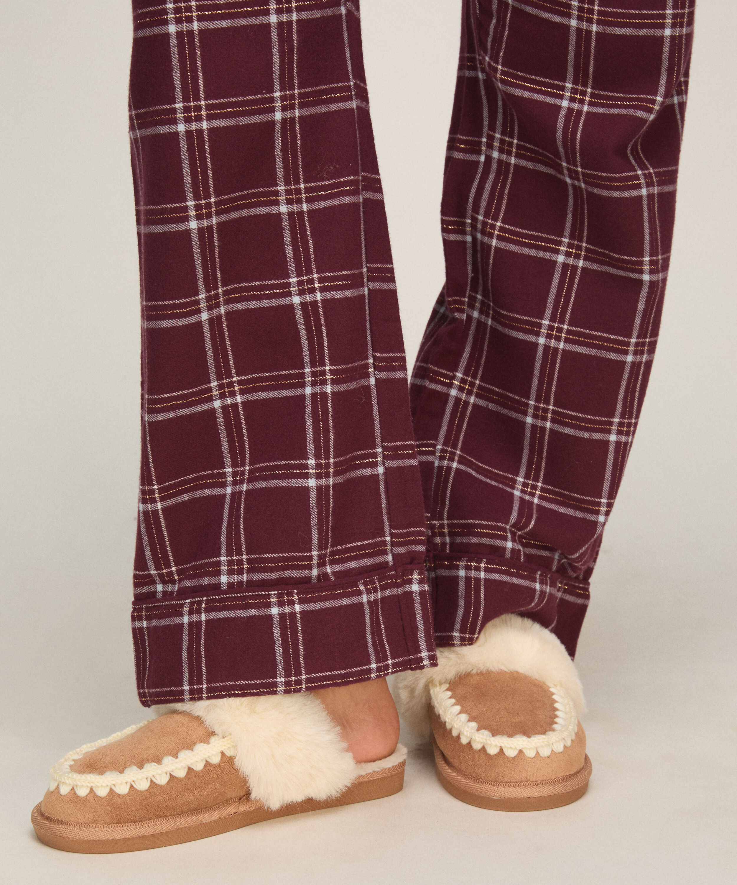 Slipper Faux Suede Stitching