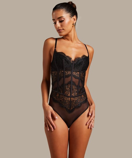 Chalice Body, Black