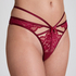 Lisa Thong, Red
