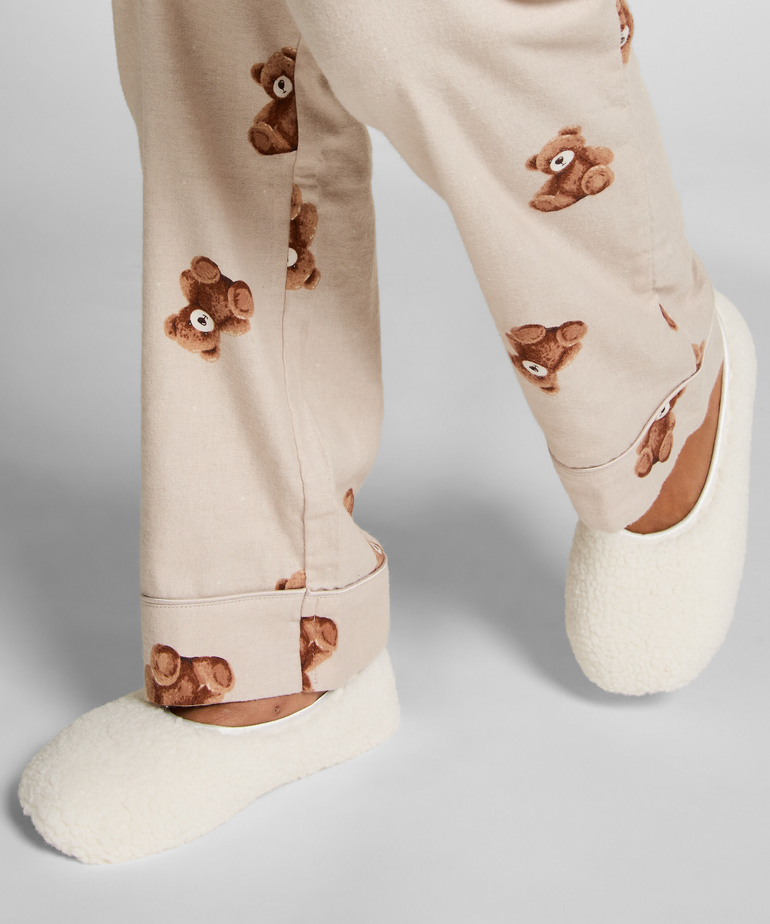 Slippers Violet, White