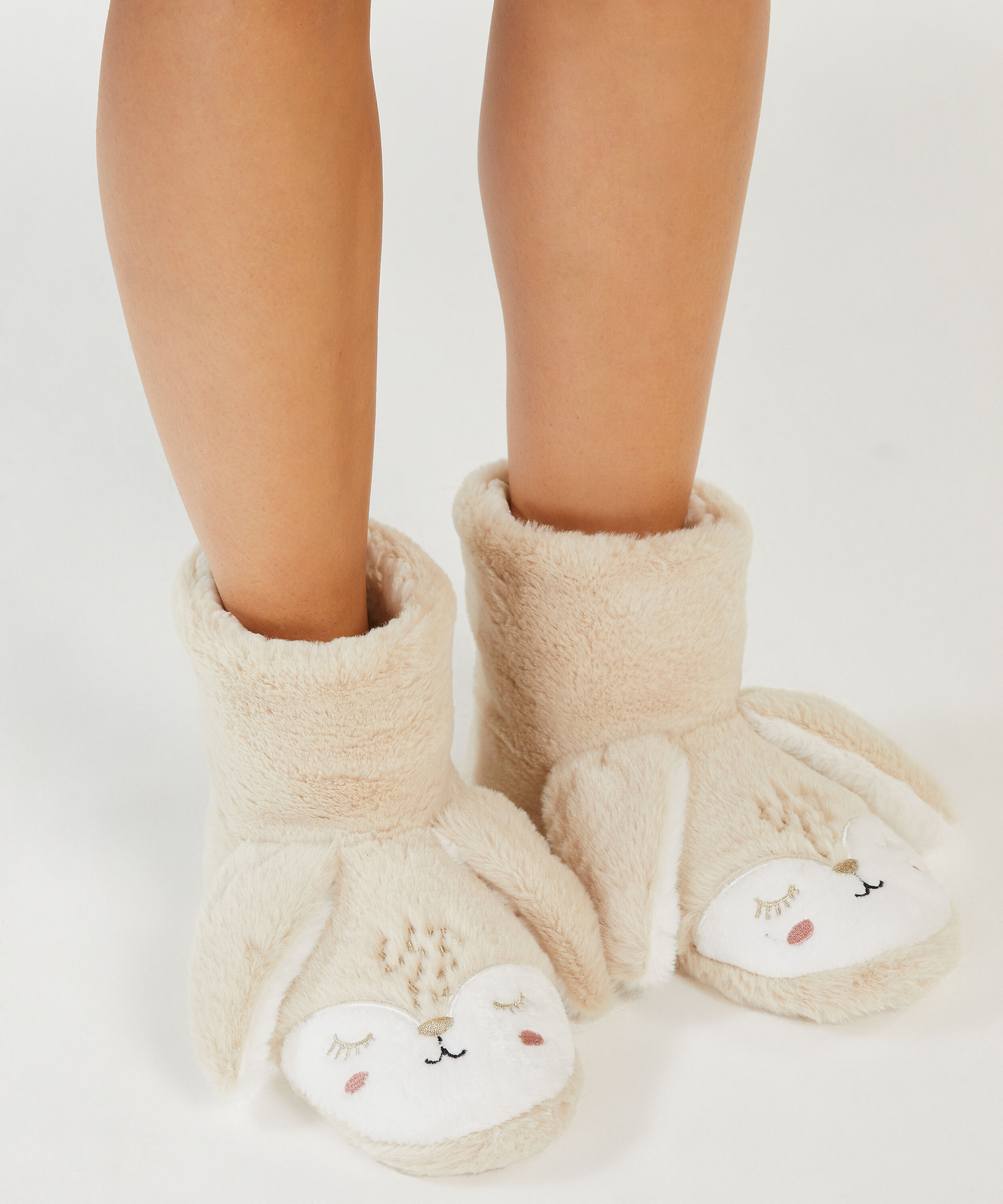 Rabbit slippers, Beige