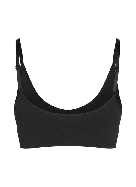 Dianne Bralette, Black