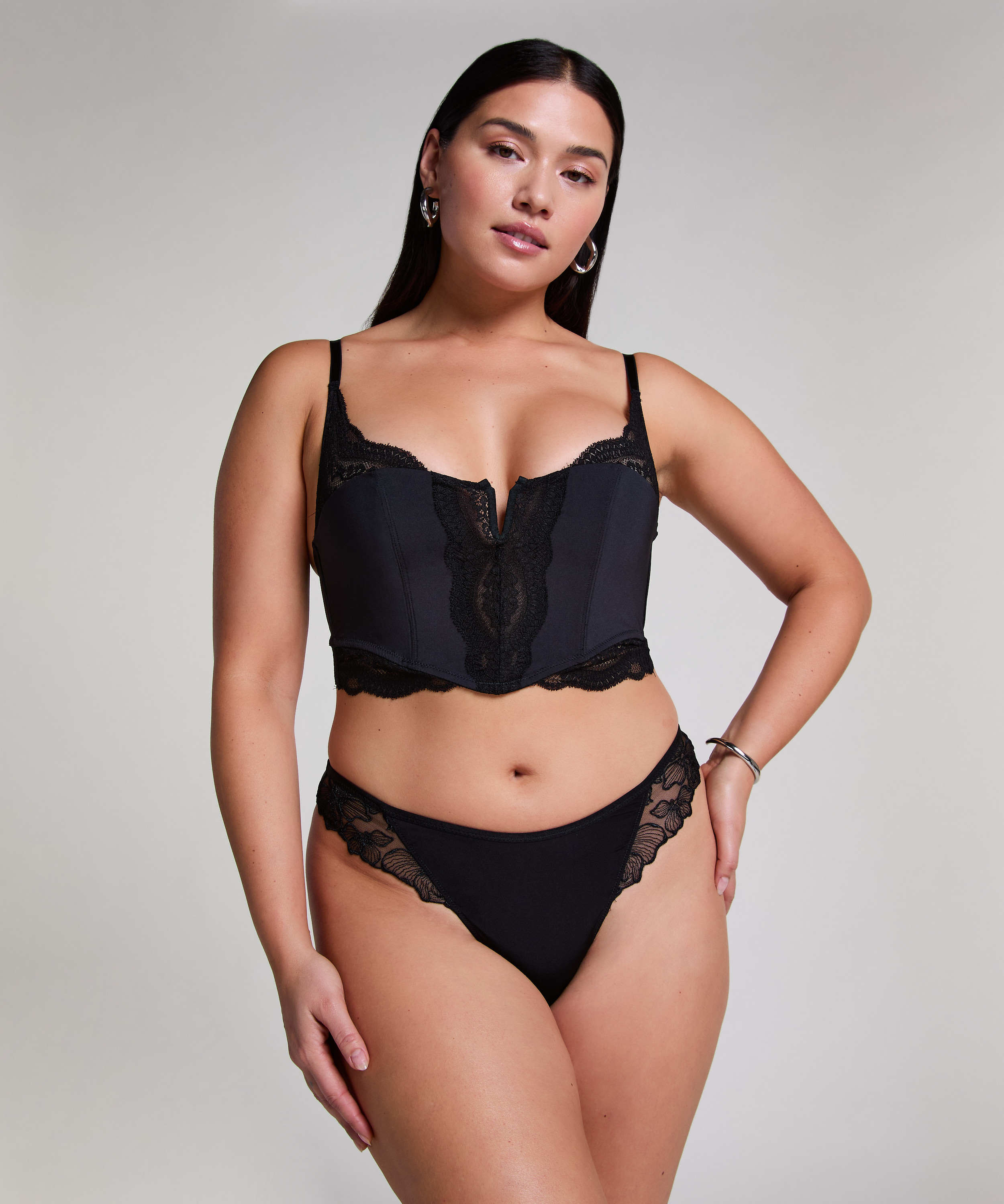 Bronte Bralette, Black, main