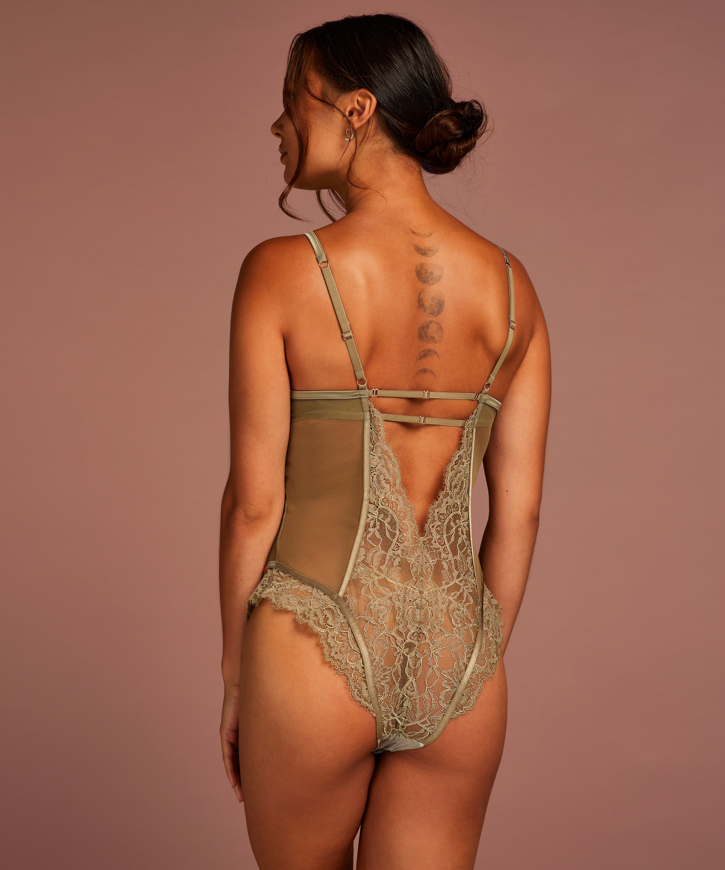 Carsone body, Green, main