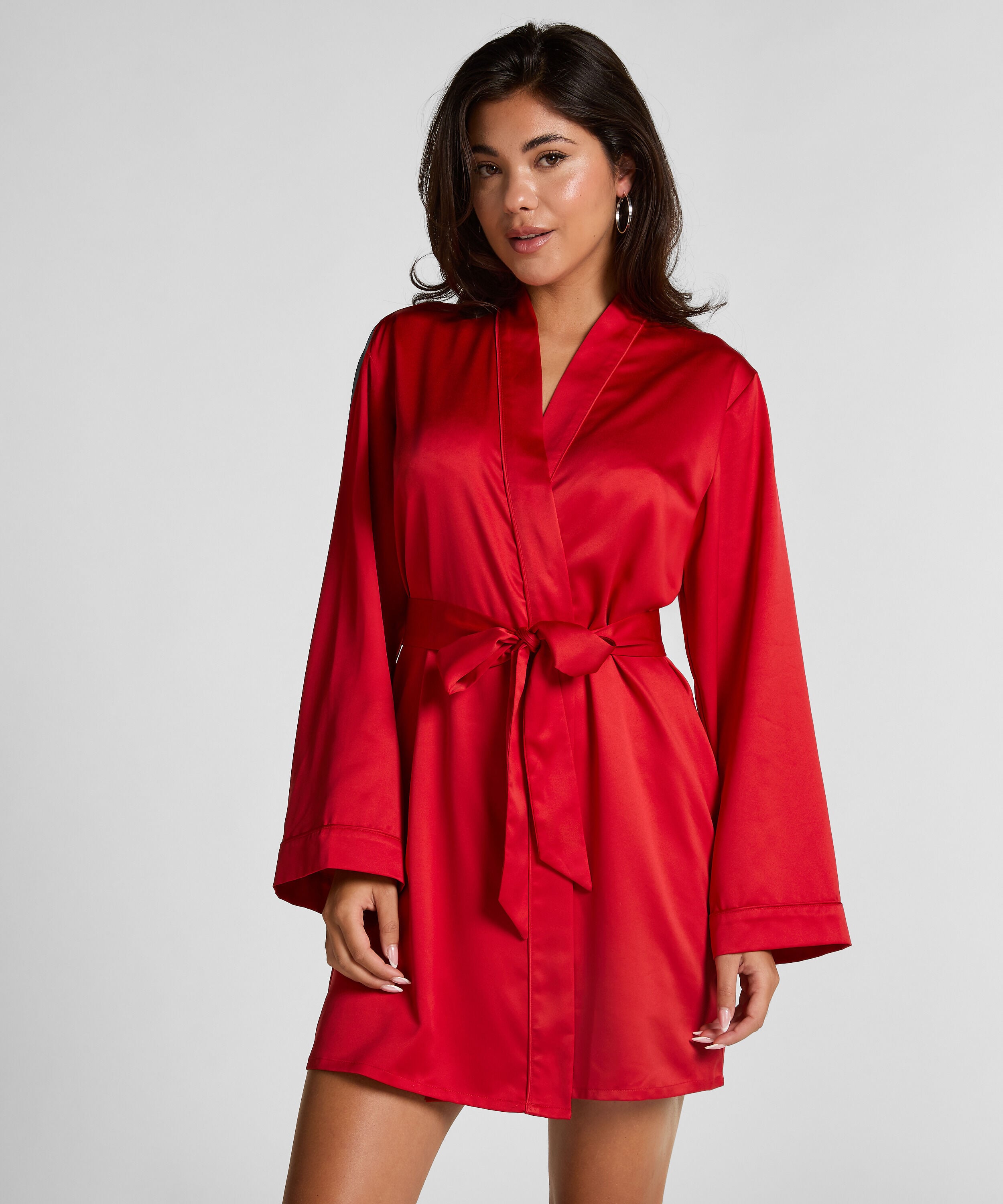 Satin kimono