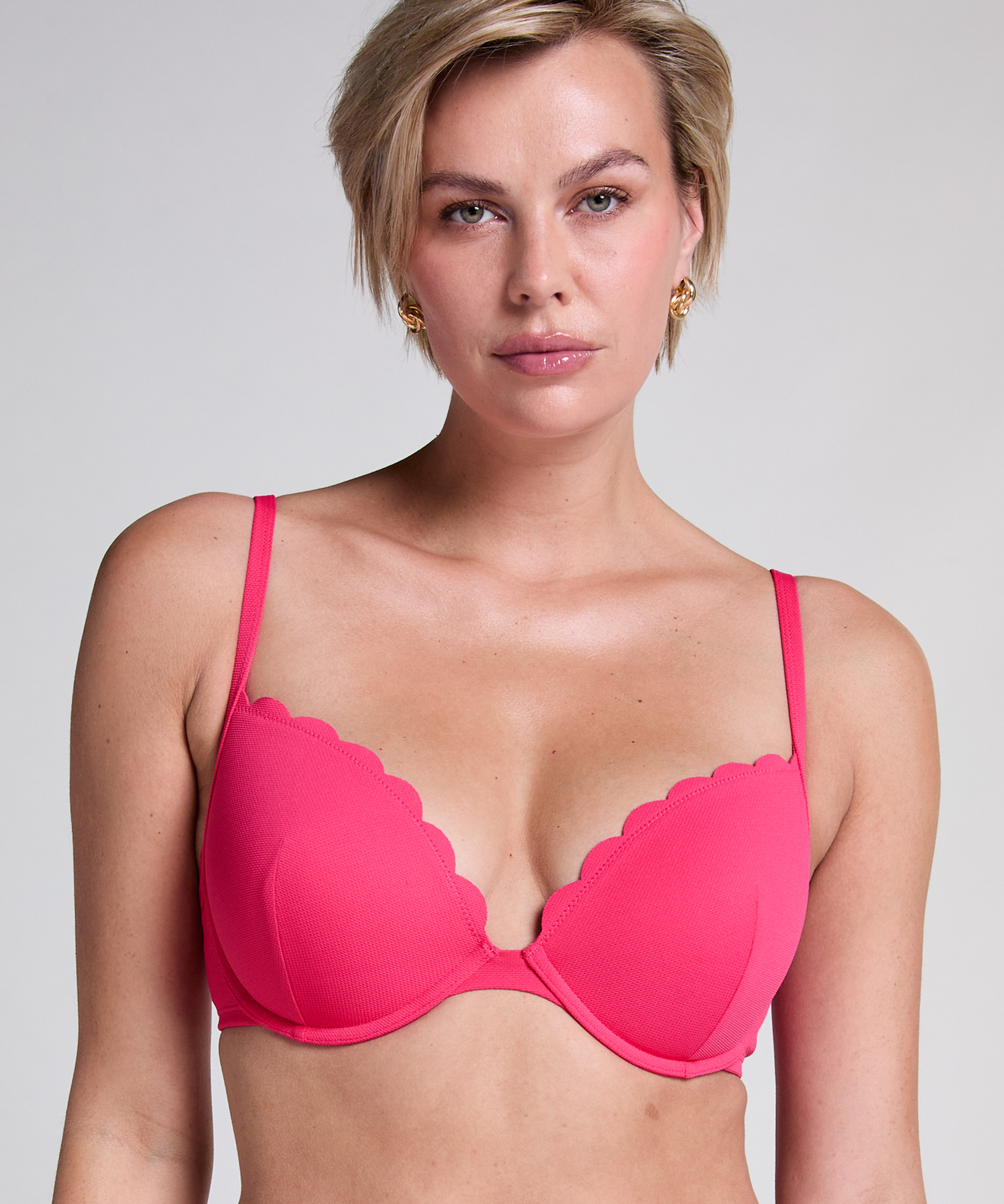 Scallop padded underwired bikini-top, Pink, main