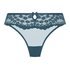 Astrid Thong, Blue
