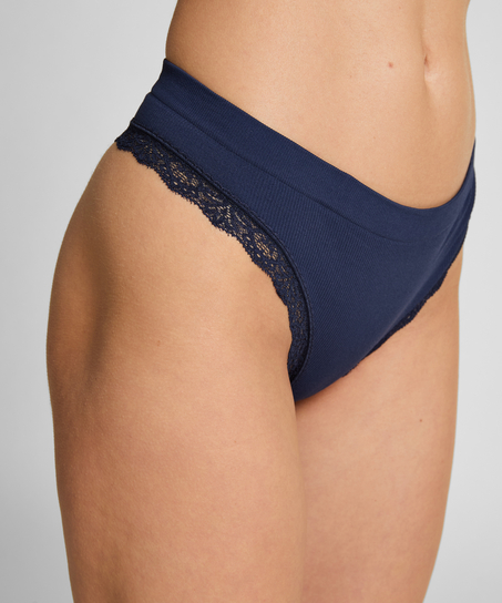 Lola Thong, Blue