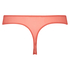 Ellie Thong, Red