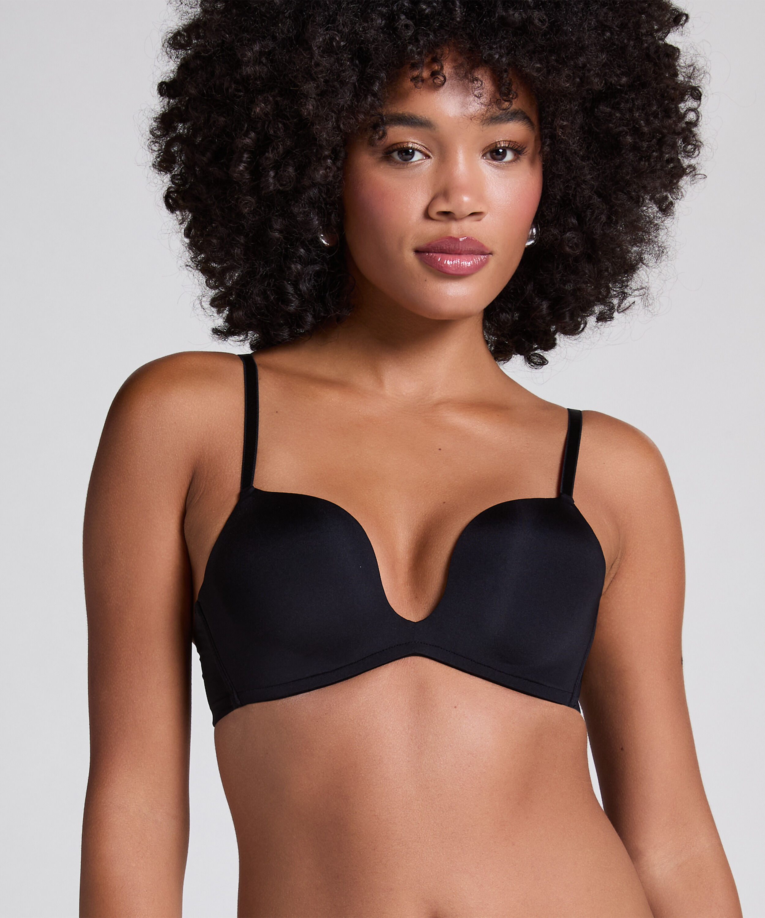 Deep-V Padded Underwired Push-Up Bra, Black