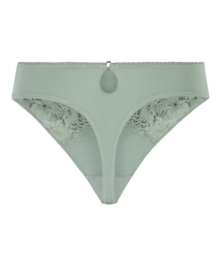 Andrea Thong, Green