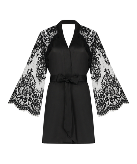 Jennifer Kimono, Black