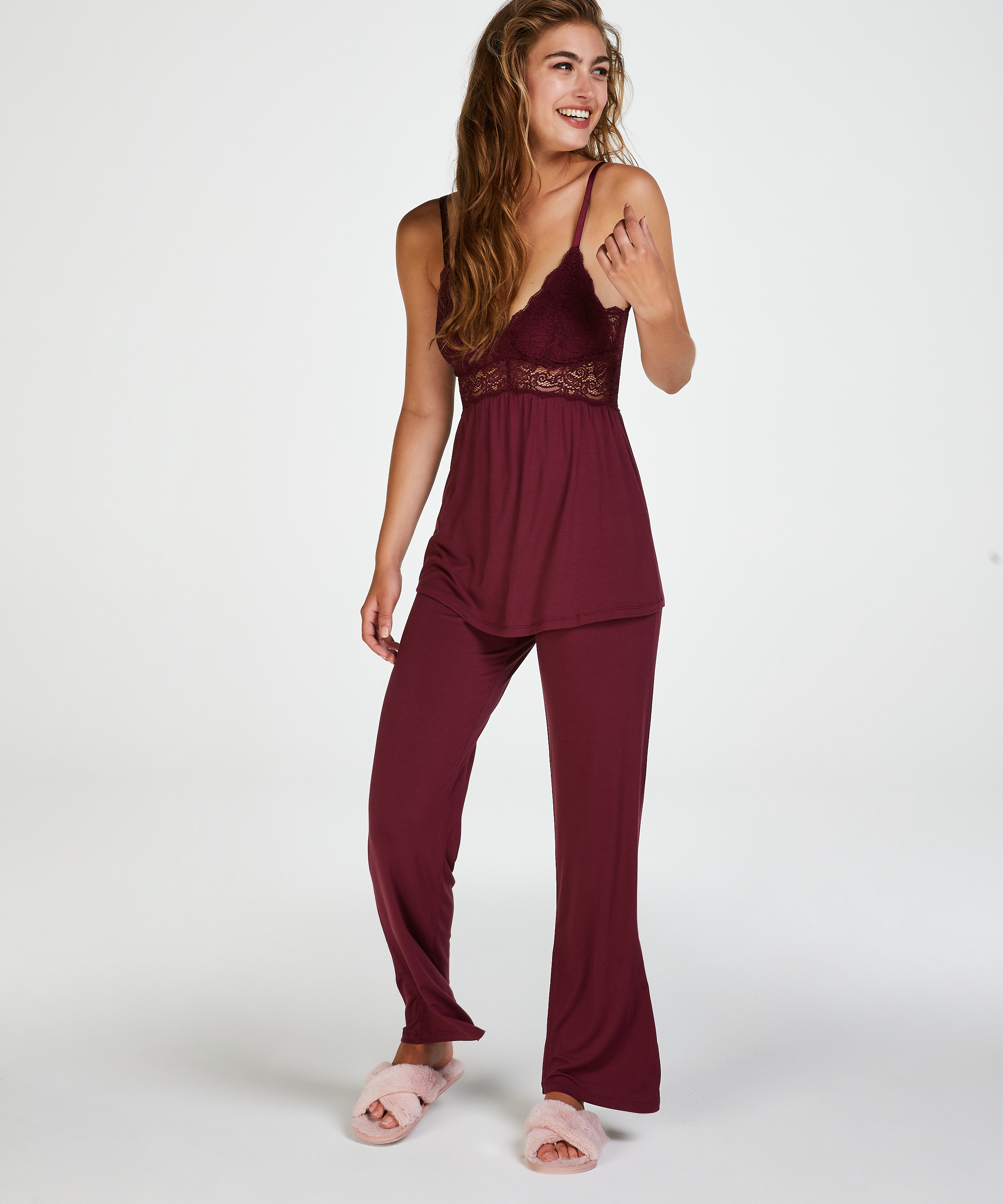 Vera Lace Pyjama Set, Red, main