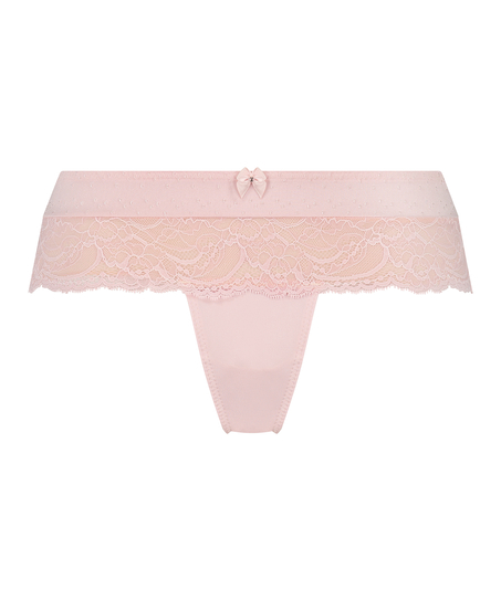 Sophie Boxerthong, Pink