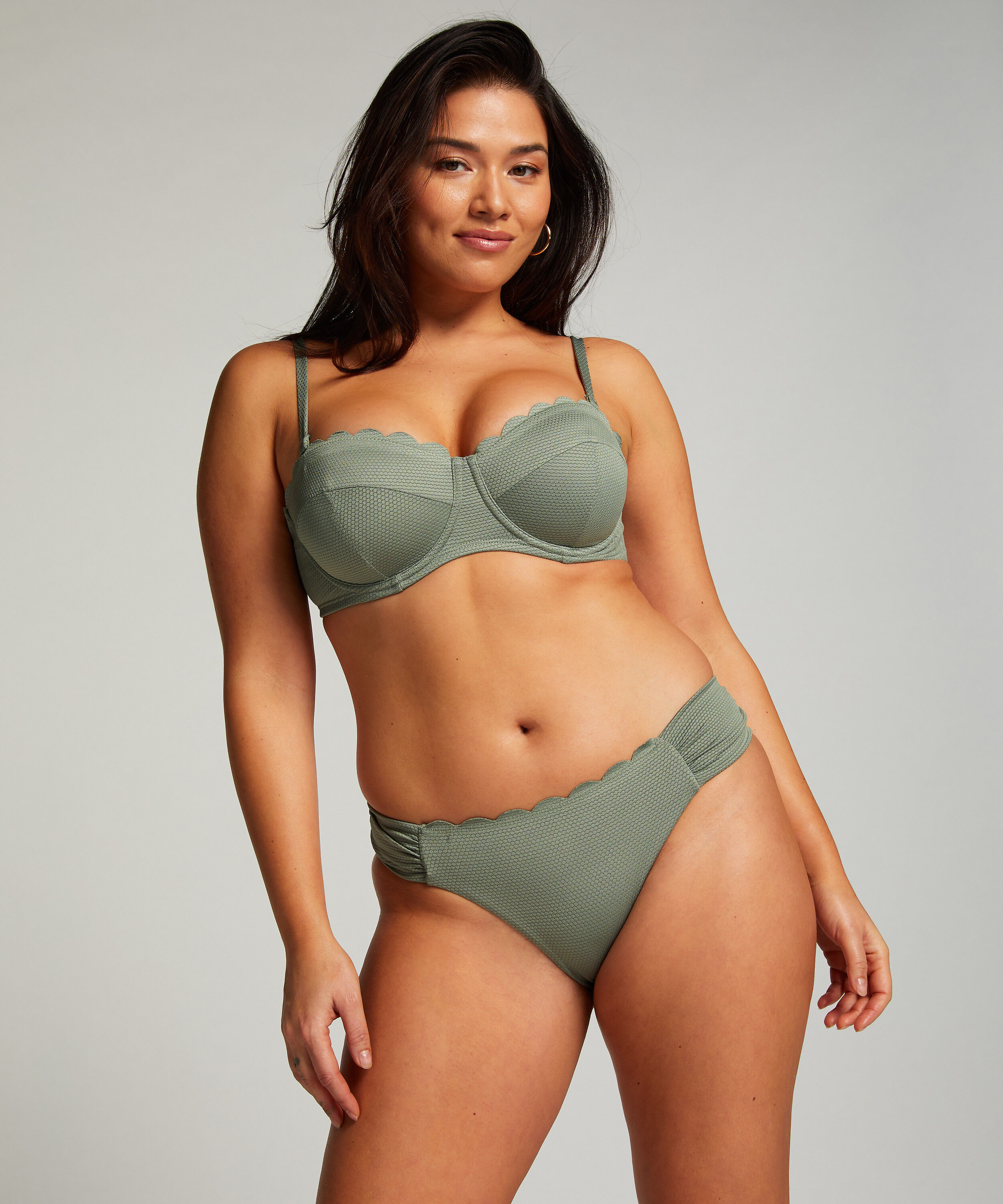 Scallop Padded Strapless Underwired Bikini Top Cup E +, Green