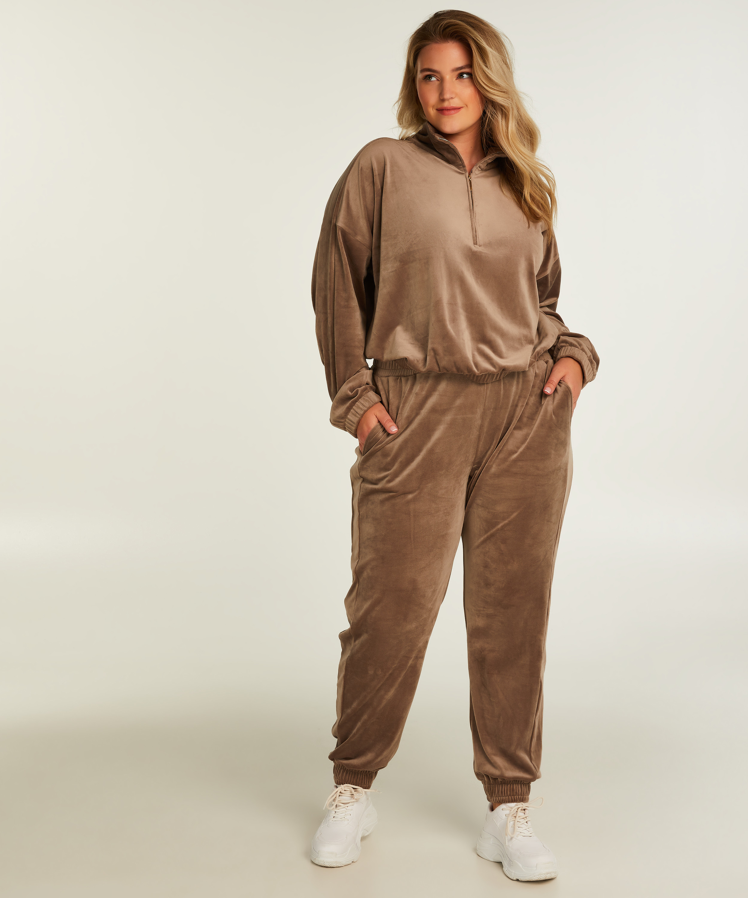 Tall Velours Jogging Bottoms, Brown, main