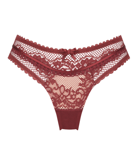 Malika Brazilian, Red