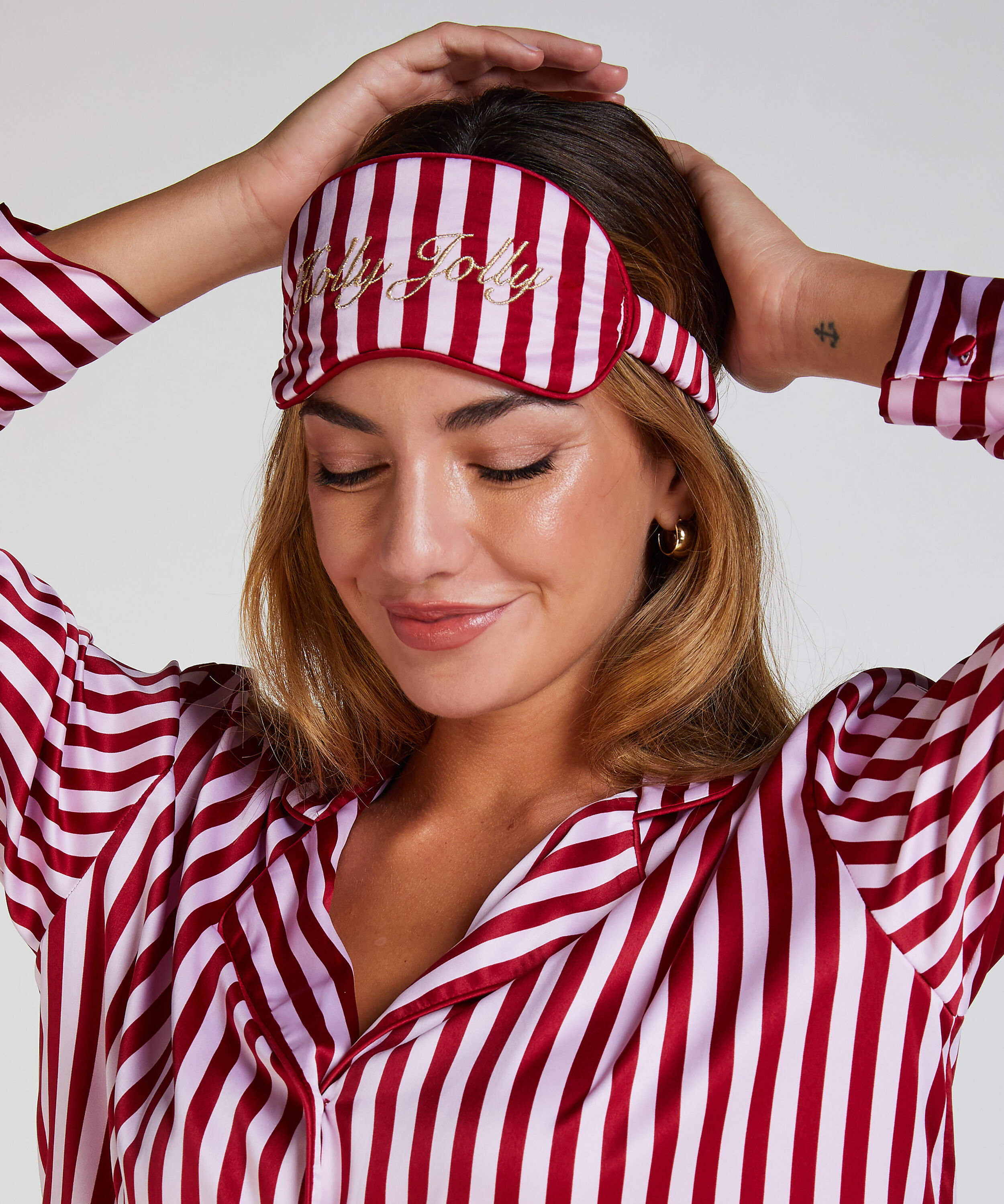 Sleep mask, Red