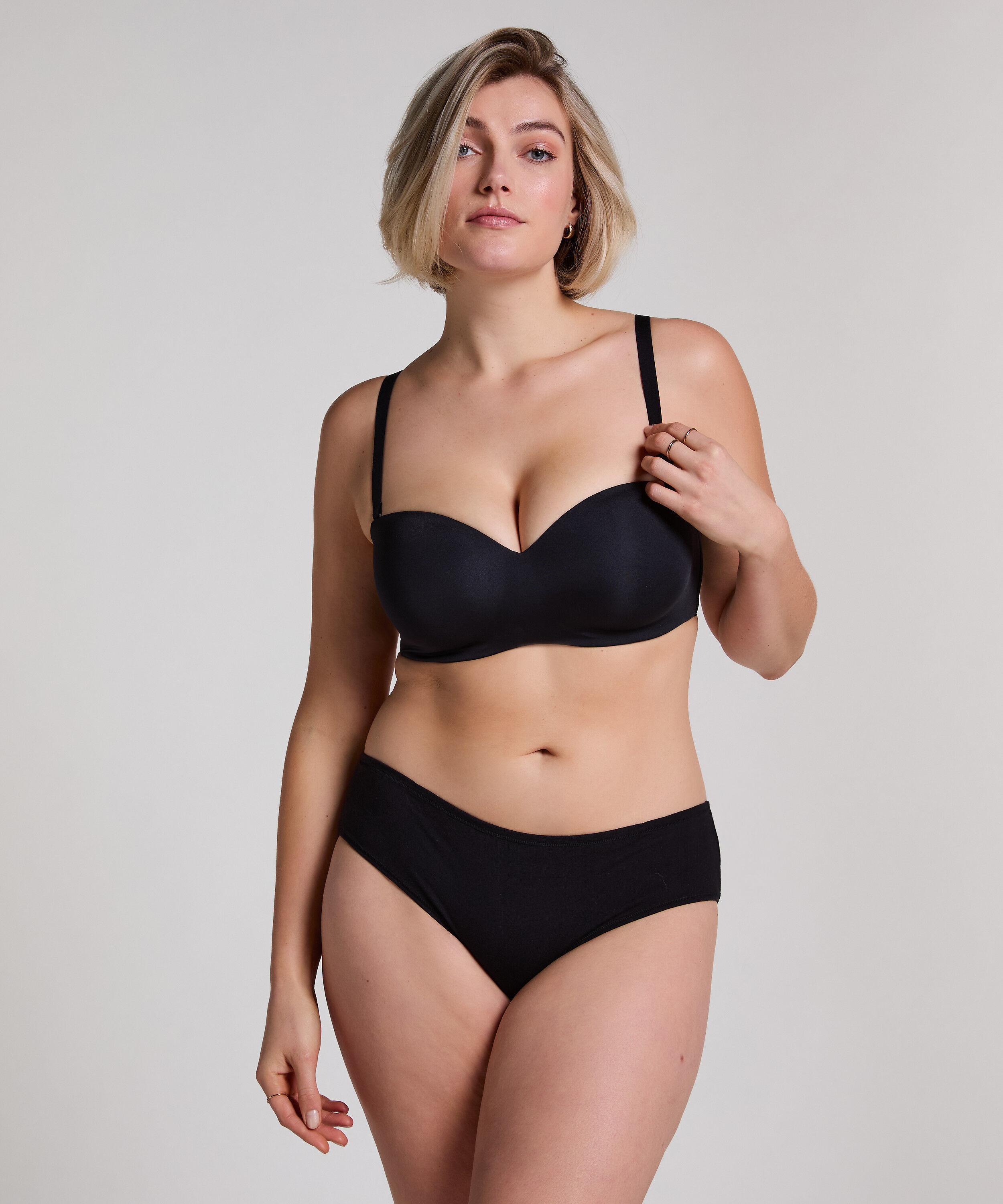 Smooth Padded Underwired Strapless Push-Up Bra