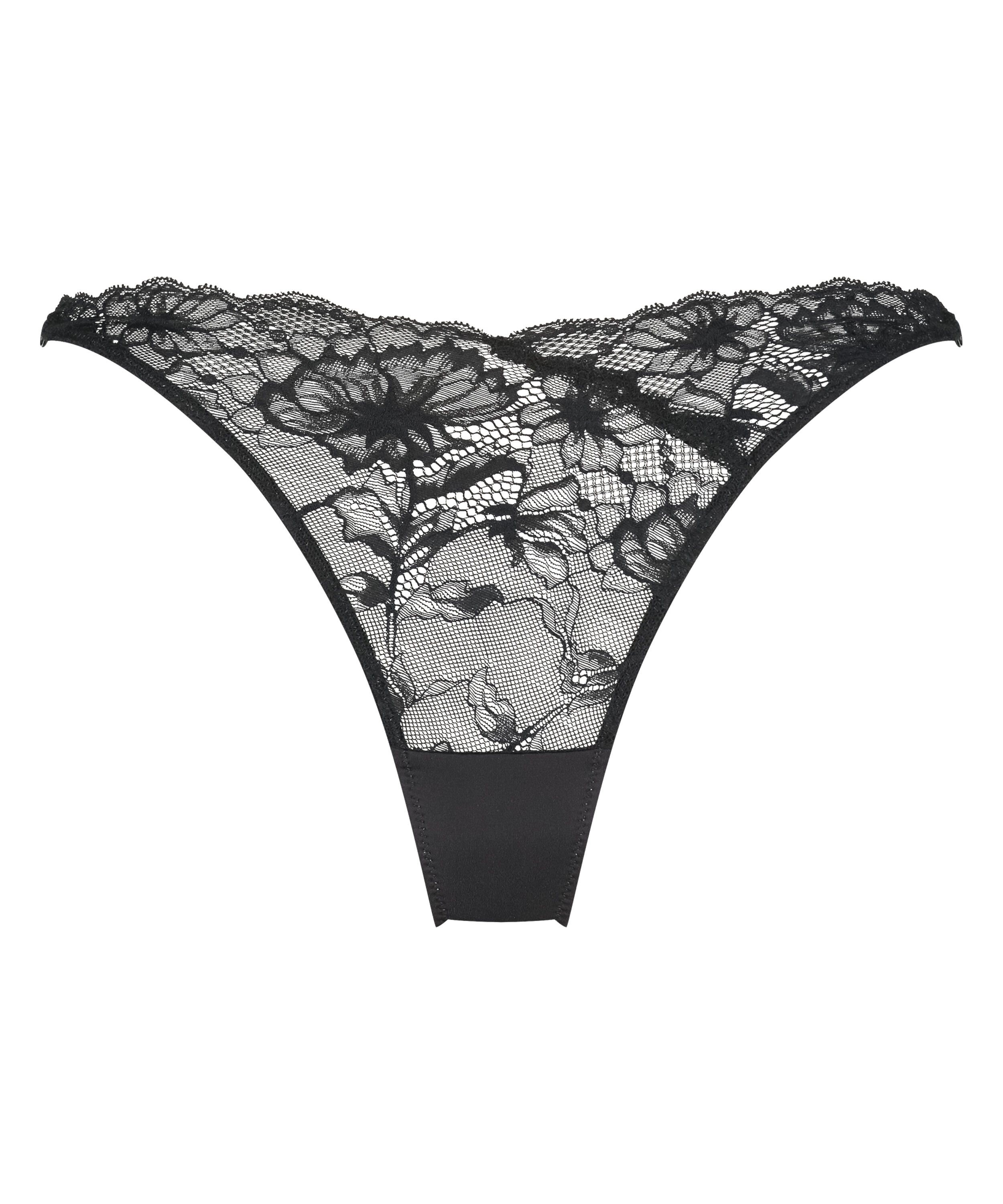 Stormi Cheekini, Black