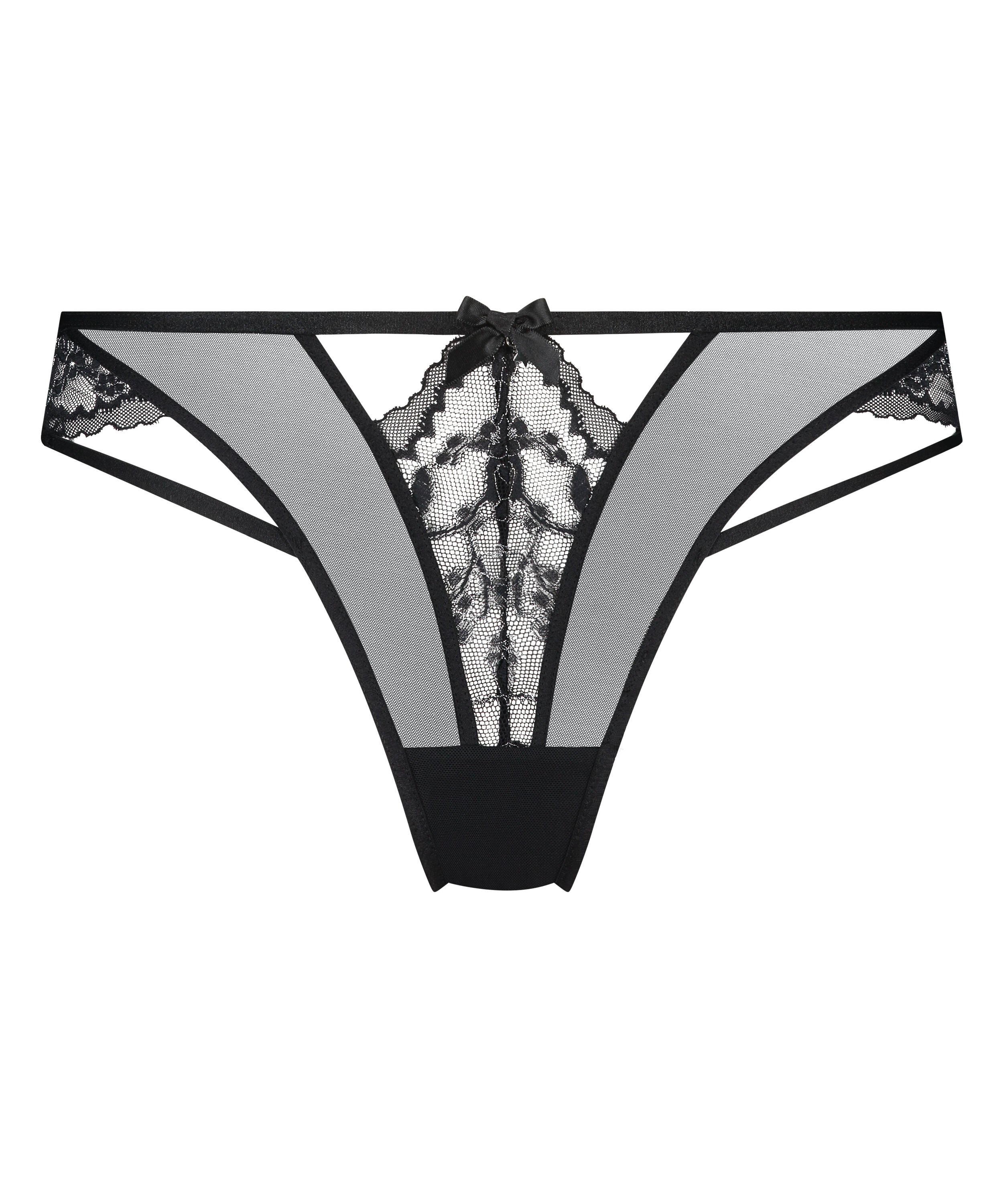 Izara Brazilian, Black