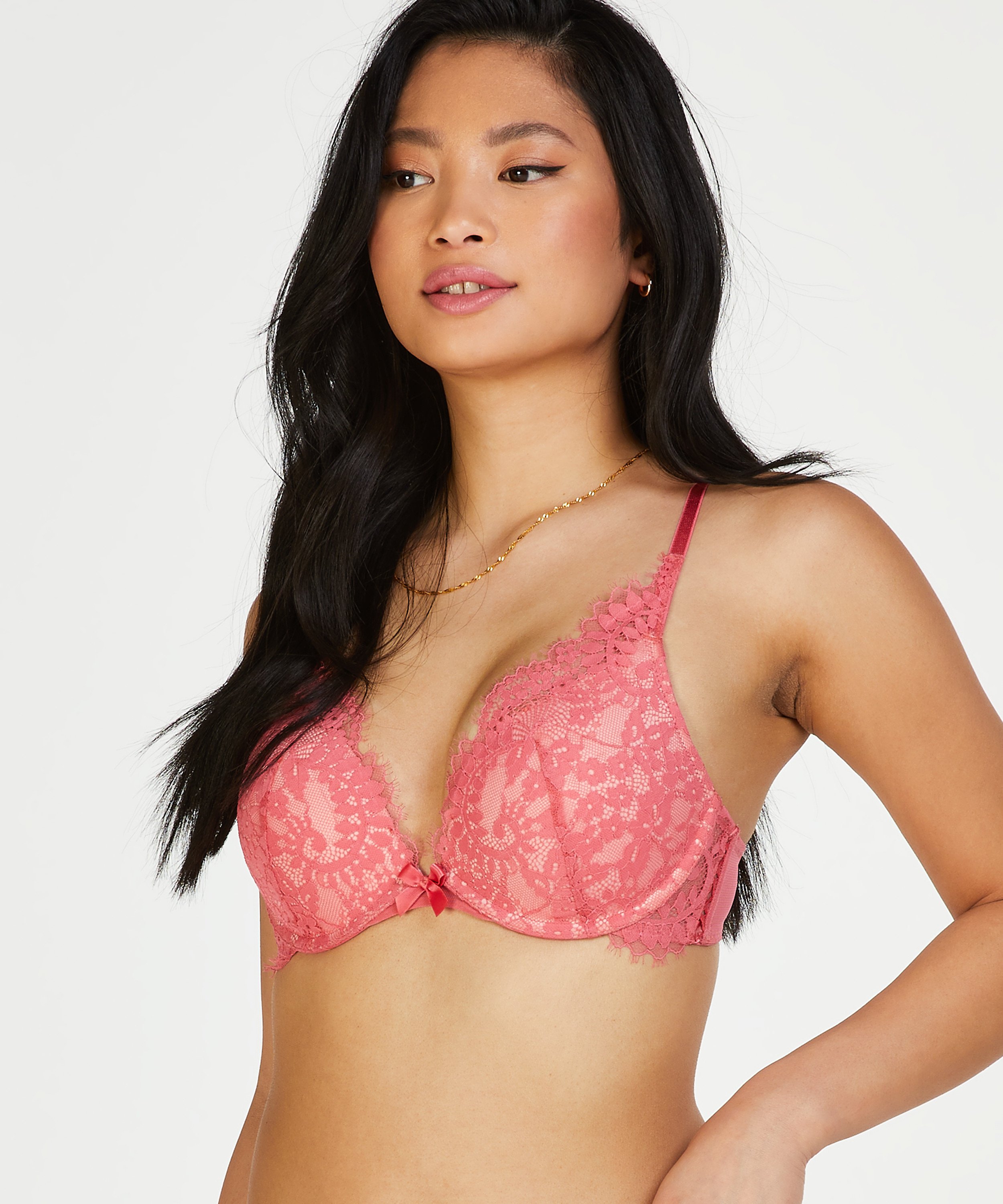Leyla padded pushup underwired bra for £29 Pushup Bras Hunkemöller