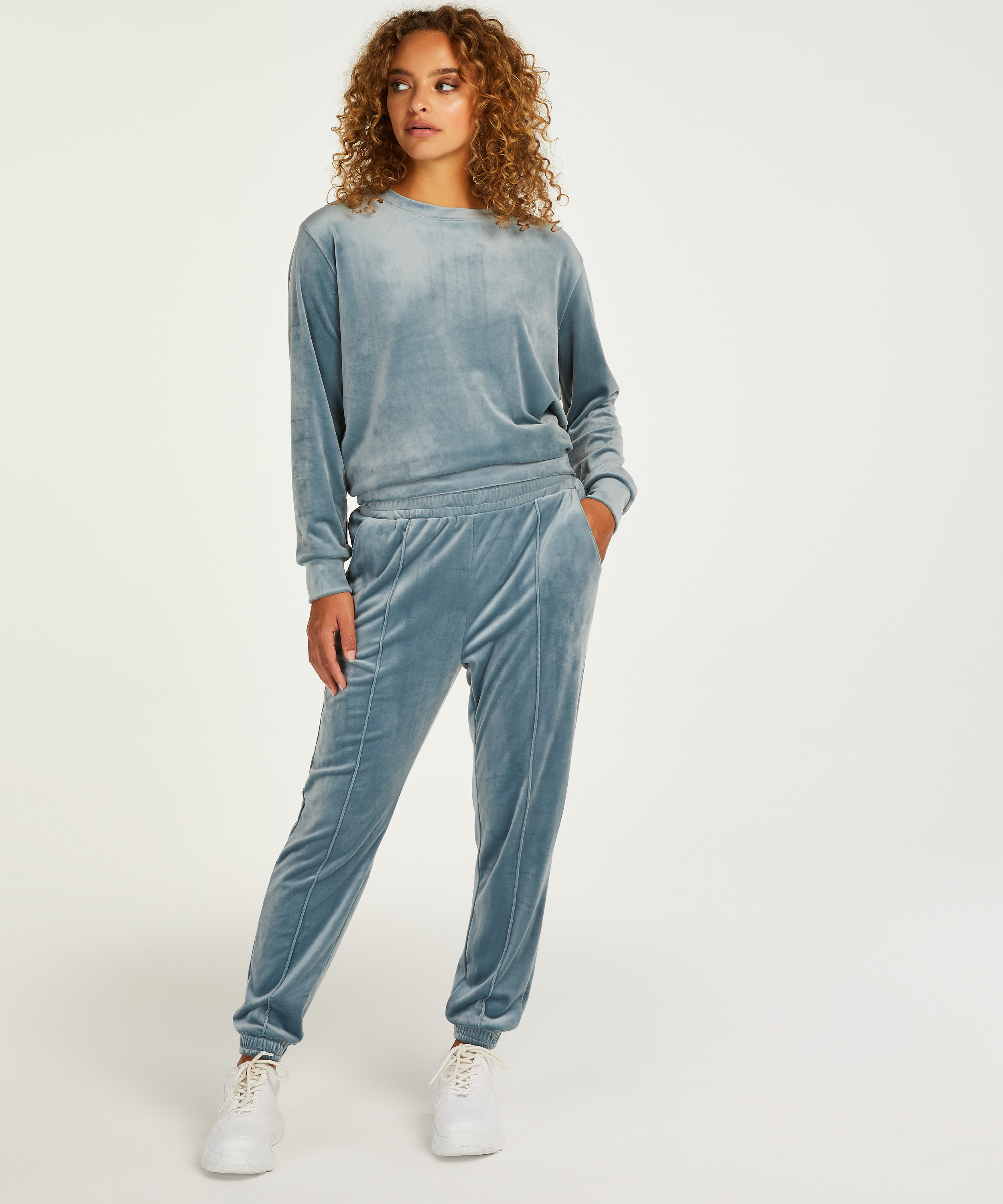 Petite Velour Jogging Pants Pin-tucked for £29 - Pyjama Bottoms ...